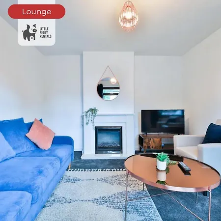 3 Bedroom By Littlepiggyrentals Short Lets & Serviced With Wifi & Free Parking Сasa de vacaciones