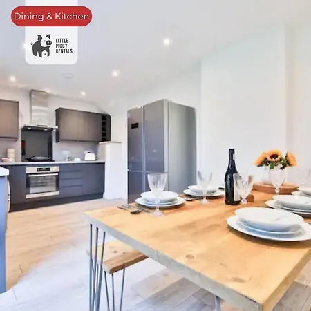3 Bedroom By Littlepiggyrentals Short Lets & Serviced With Wifi & Free Parking Bristol