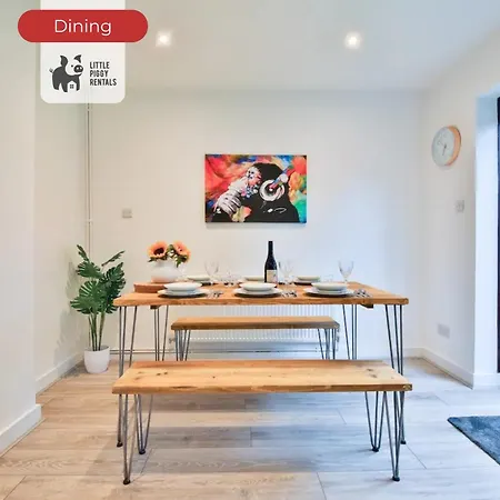 3 Bedroom With 5 Beds, Free Parking And Wifi For Contractors And Families Casa vacanze *